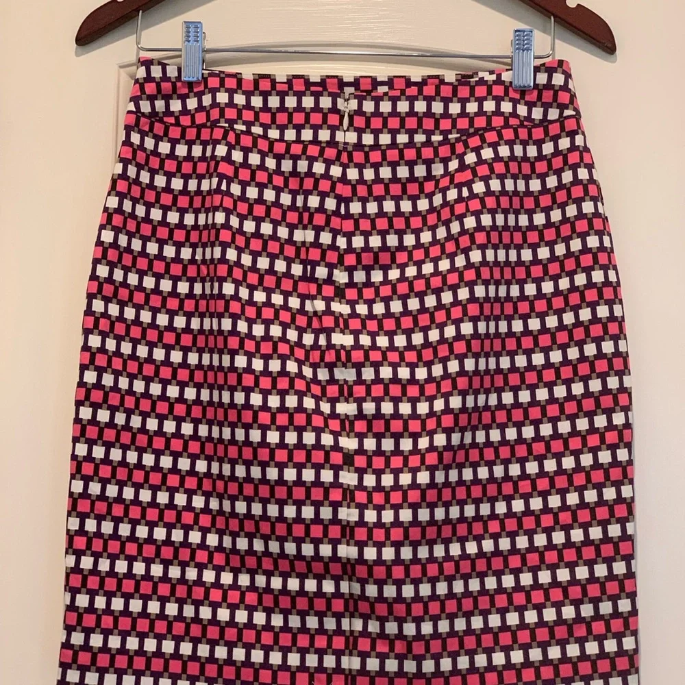 Ann Taylor| NWT Size 4P Geometric Pattern Skirt - Picture 3 of 6